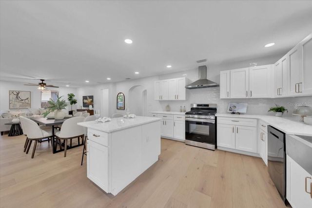 1110 12TH STREET N, St Petersburg, FL 33705