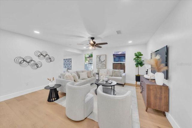 1110 12TH STREET N, St Petersburg, FL 33705