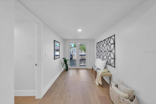 1110 12TH STREET N, St Petersburg, FL 33705
