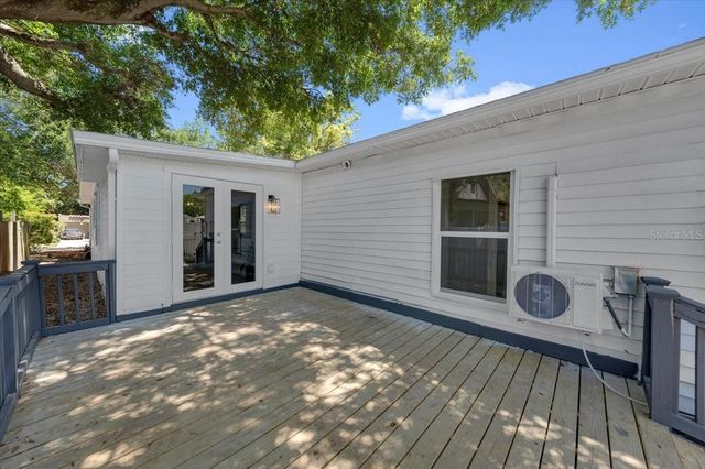 1110 12TH STREET N, St Petersburg, FL 33705