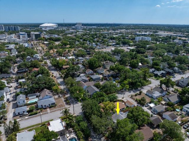 1110 12TH STREET N, St Petersburg, FL 33705
