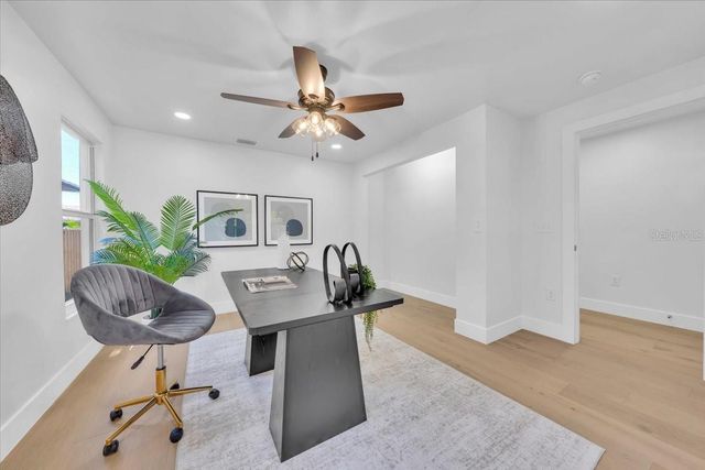 1110 12TH STREET N, St Petersburg, FL 33705