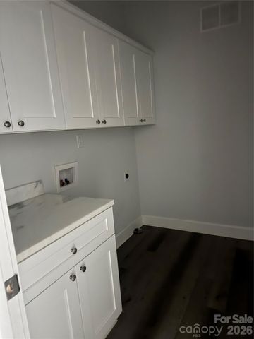 805 Brookmont Avenue, Salisbury, NC 28146