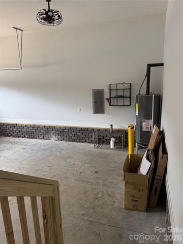 805 Brookmont Avenue, Salisbury, NC 28146