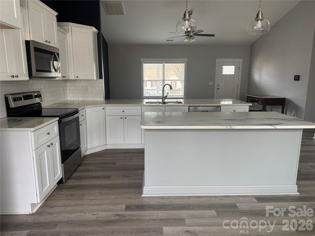 805 Brookmont Avenue, Salisbury, NC 28146