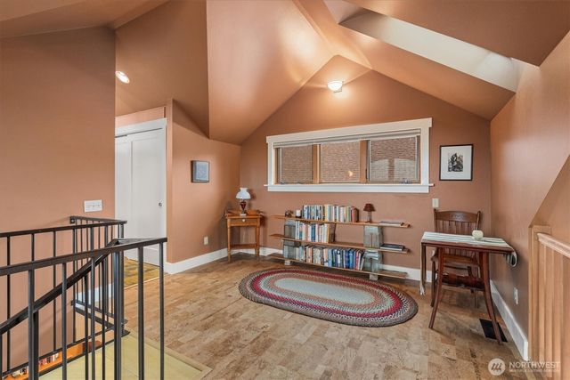 6553 21st Avenue NW, Seattle, WA 98117