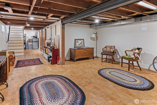 6553 21st Avenue NW, Seattle, WA 98117