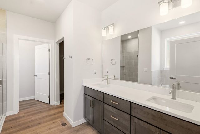 1235 N High Desert Dr, Deer Park, WA 99006