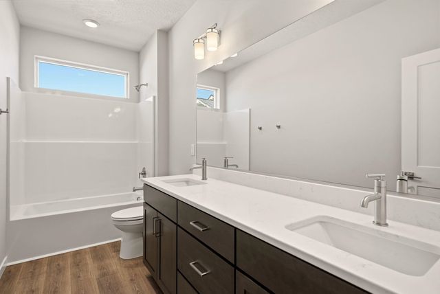 1235 N High Desert Dr, Deer Park, WA 99006