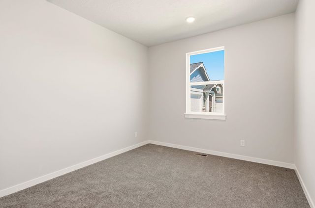 1235 N High Desert Dr, Deer Park, WA 99006