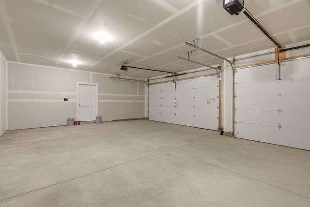 1235 N High Desert Dr, Deer Park, WA 99006