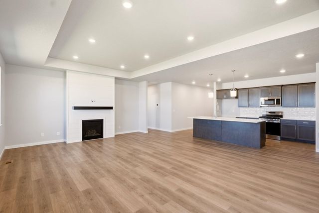 1235 N High Desert Dr, Deer Park, WA 99006