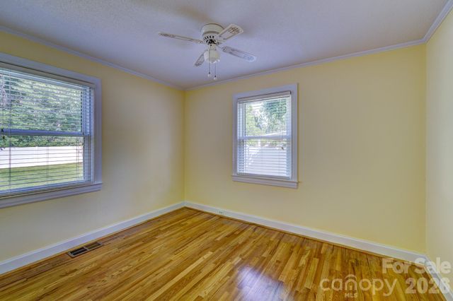 402 N Houser Street, Cherryville, NC 28021
