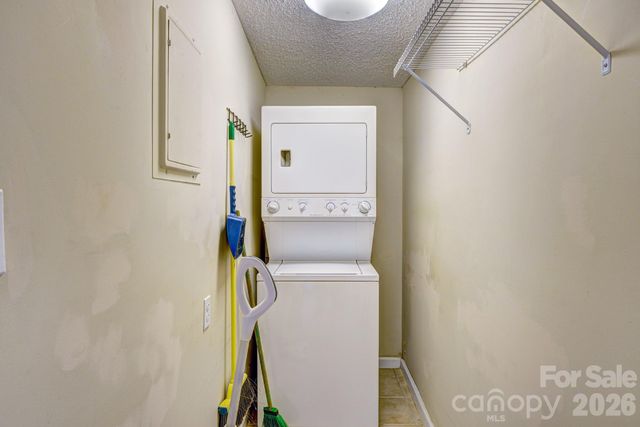402 N Houser Street, Cherryville, NC 28021