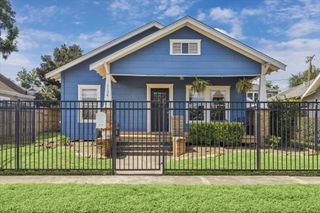 1124 Dunbar Street, Houston, TX 77009
