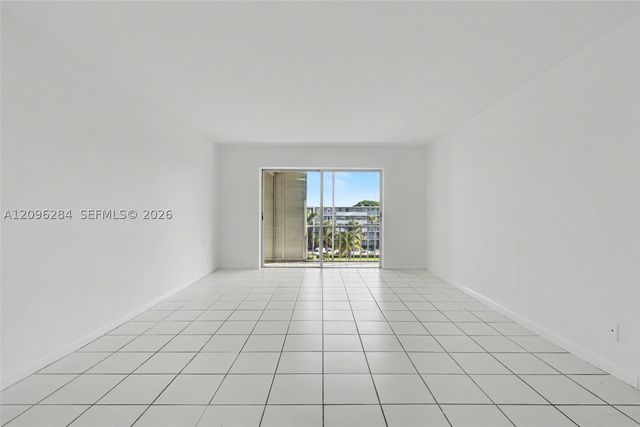 4700 Washington St 502, Hollywood, FL 33021
