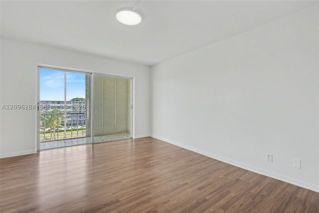 4700 Washington St 502, Hollywood, FL 33021