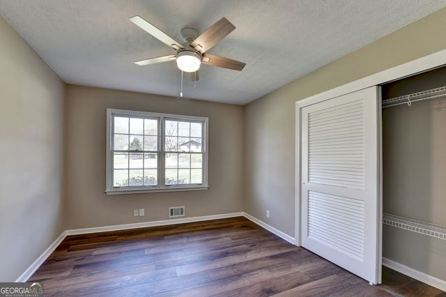 4461 S Roberts Drive, Sugar Hill, GA 30518