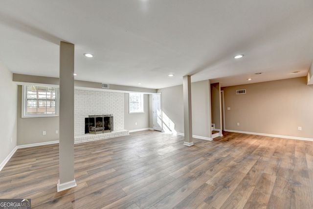 4461 S Roberts Drive, Sugar Hill, GA 30518