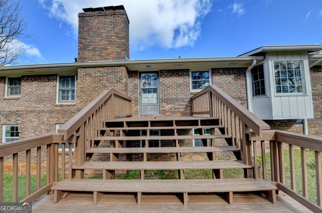 4461 S Roberts Drive, Sugar Hill, GA 30518