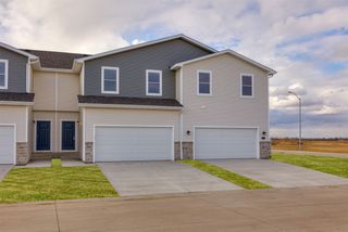 2824 Quartz Avenue NE, Bondurant, IA 50035