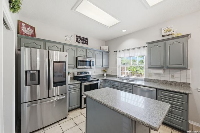 1210 Reawick, San Antonio, TX 78253