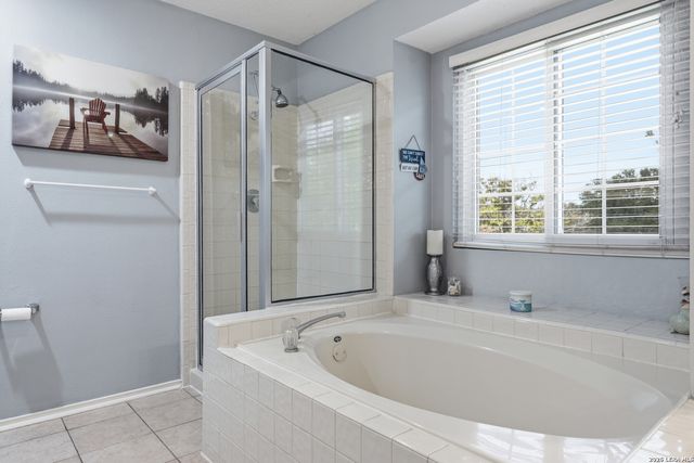 1210 Reawick, San Antonio, TX 78253