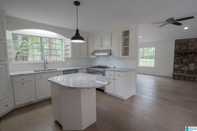 520 JULIANNE DRIVE, Leeds, AL 35094
