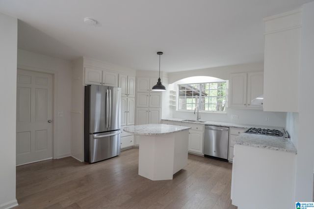 520 JULIANNE DRIVE, Leeds, AL 35094