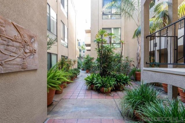 1235 Parker 3K, San Diego, CA 92109