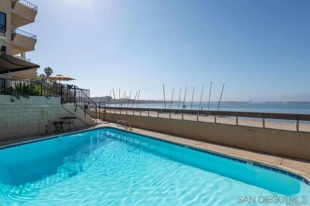 1235 Parker 3K, San Diego, CA 92109