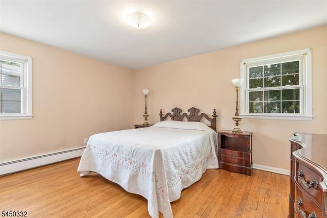 2 Poplar Way, Cranford Twp., NJ 07016
