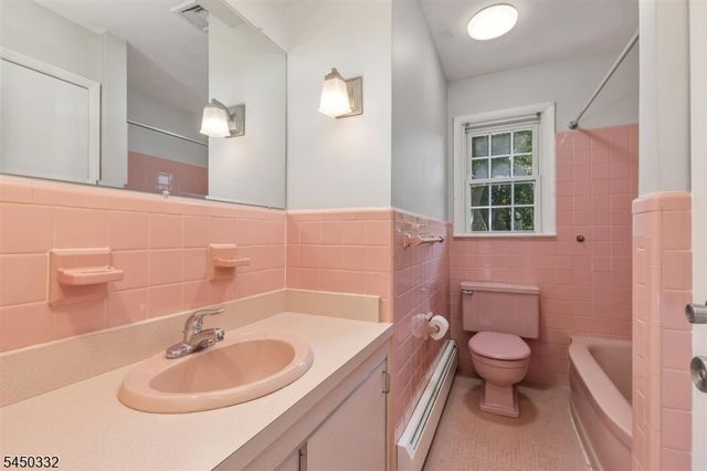2 Poplar Way, Cranford Twp., NJ 07016