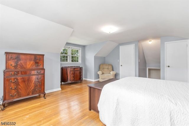 2 Poplar Way, Cranford Twp., NJ 07016