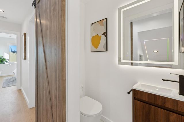 725 Lakeview Avenue, San Francisco, CA 94112