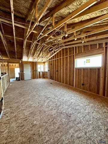 669 LIBERTY PARK DR, Box Elder, SD 57719