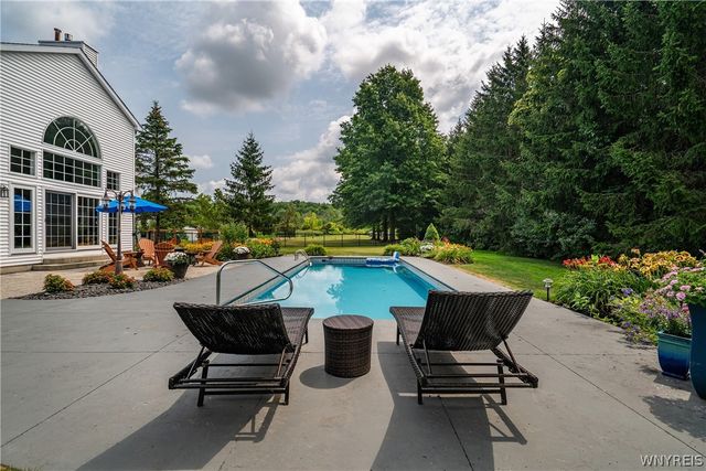 4168 Tasseff Terrace, Hamburg, NY 14075