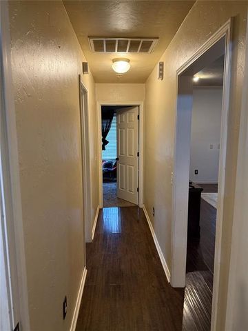 12113 NW 7th Street, Yukon, OK 73099