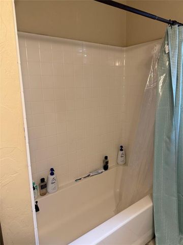 12113 NW 7th Street, Yukon, OK 73099