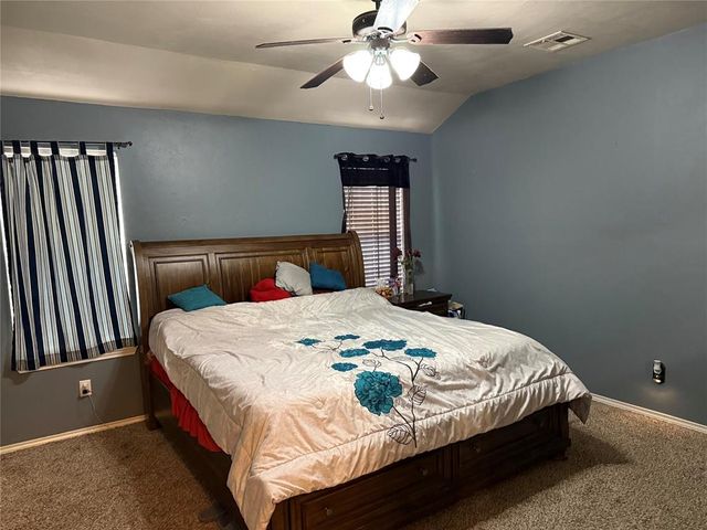 12113 NW 7th Street, Yukon, OK 73099