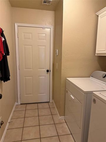 12113 NW 7th Street, Yukon, OK 73099