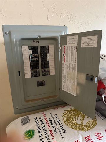 12113 NW 7th Street, Yukon, OK 73099