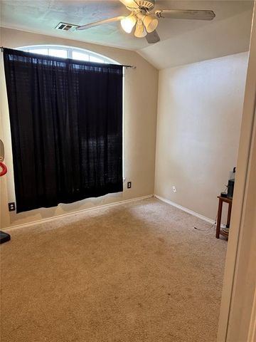 12113 NW 7th Street, Yukon, OK 73099