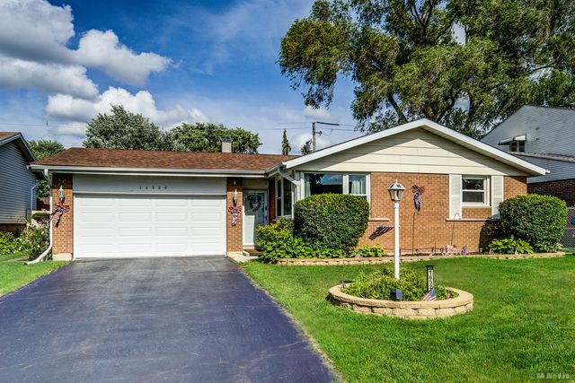 16529 Brenden Lane, Oak Forest, IL 60452