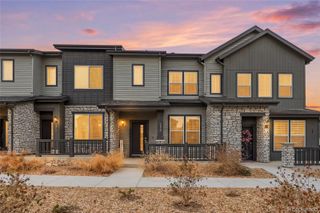 2014 S Gold Bug Way, Aurora, CO 80018