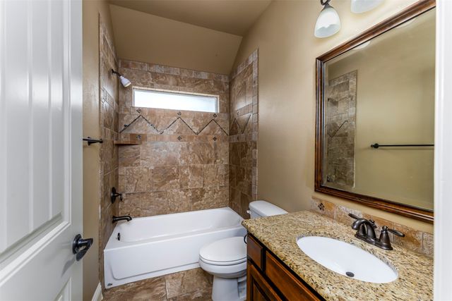 3224 Ferry Boat Lane, Granbury, TX 76049