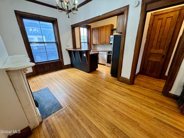 352 Hamilton Street, Albany, NY 12210