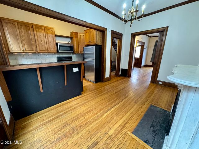 352 Hamilton Street, Albany, NY 12210