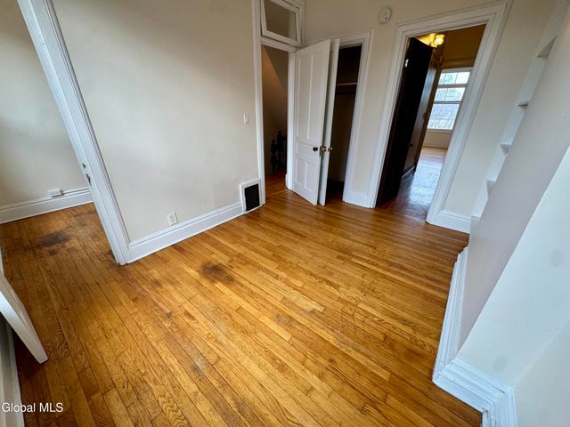 352 Hamilton Street, Albany, NY 12210