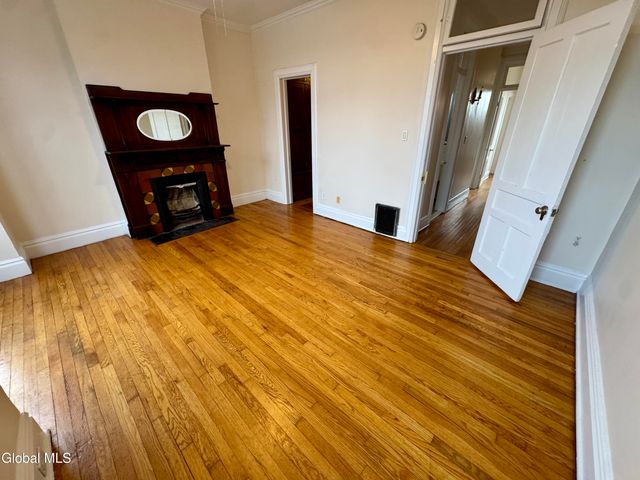 352 Hamilton Street, Albany, NY 12210